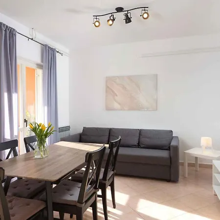 In 16819 Apartament *