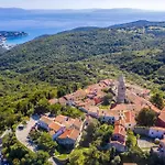 In 16819 * Rabac